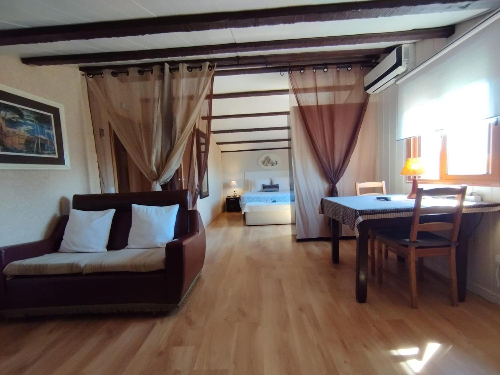 Can Gual Guest House Lametlla Del Valles ภายนอก รูปภาพ